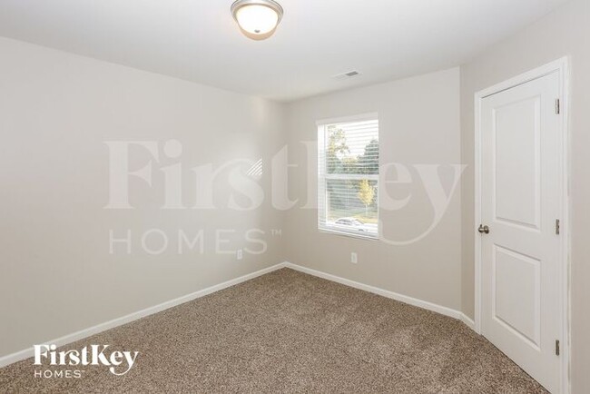 Building Photo - 9514 Hamel St
