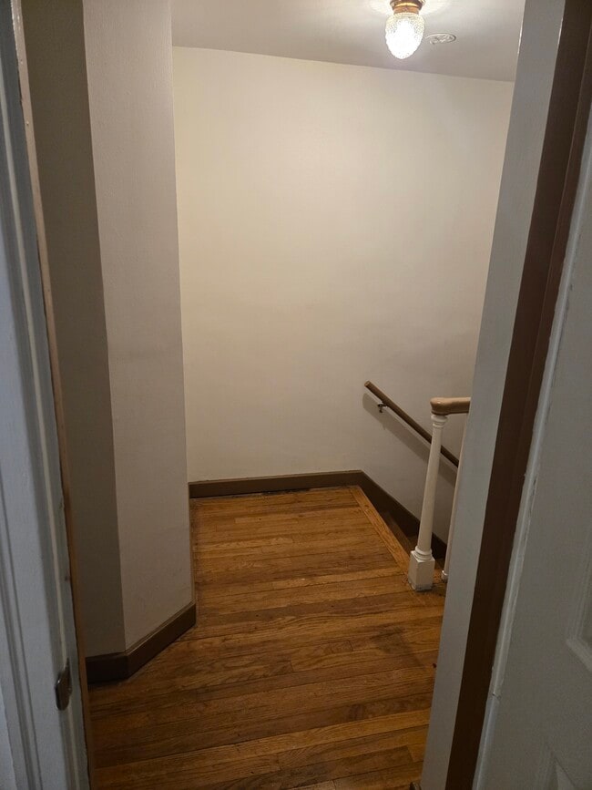 Building Photo - 2445 Brookwood St