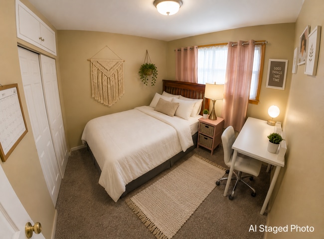Building Photo - Large Fenced-in Backyard + Stainless Steel Appliances! Available August 5th!