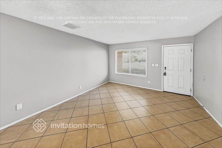 Building Photo - 12645 N 47th Dr