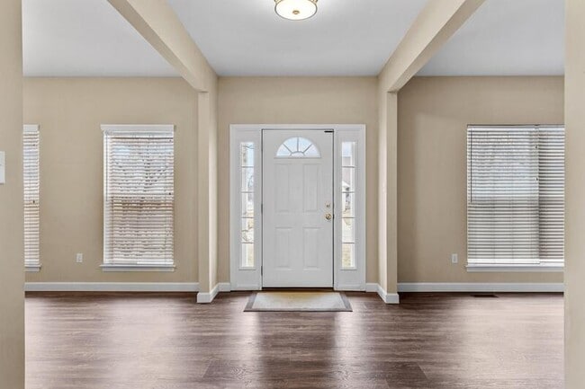 Building Photo - 612 Zumwalt Crossing