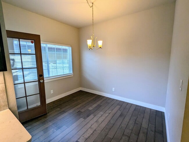 Building Photo - 4903 Northern Lights Dr