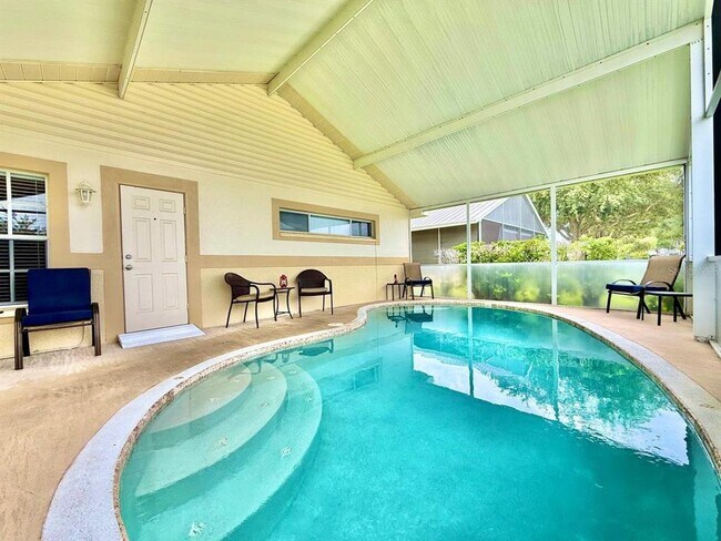 Building Photo - 6600 Gentle Ben Cir