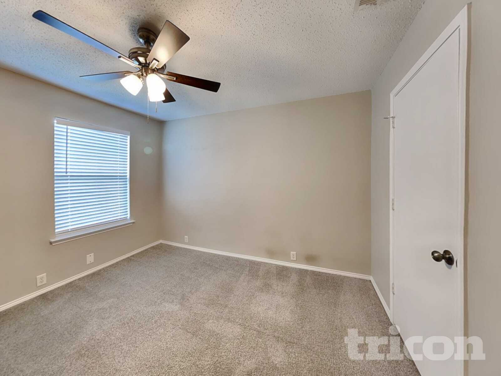 Building Photo - 7005 Bridlewood Dr