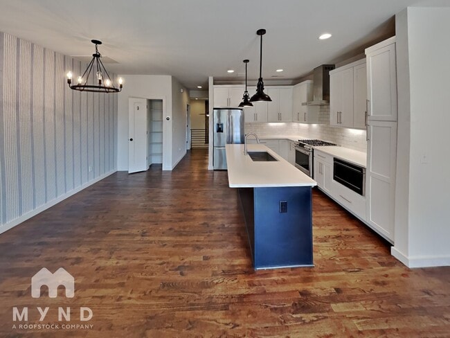 Building Photo - 436 E 33rd St