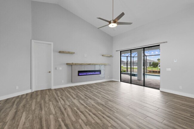 Building Photo - 3106 SW 22nd Ave