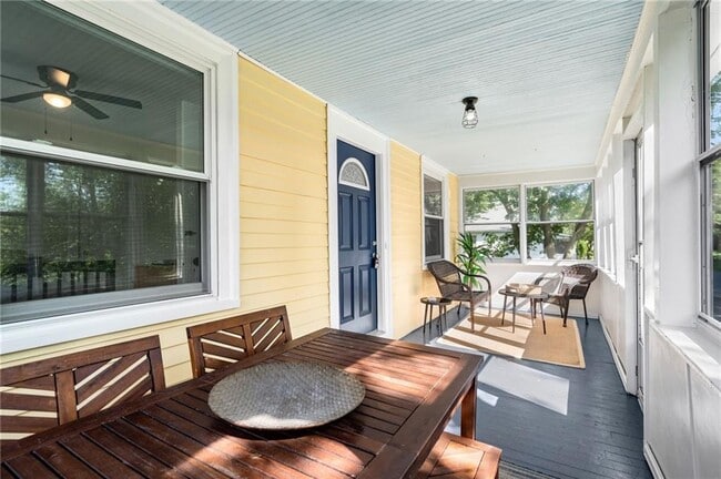 Building Photo - 83 Spring Ave