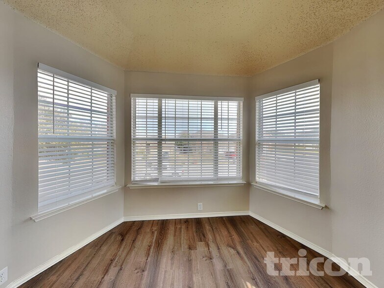 Building Photo - 821 Stafford Station Dr