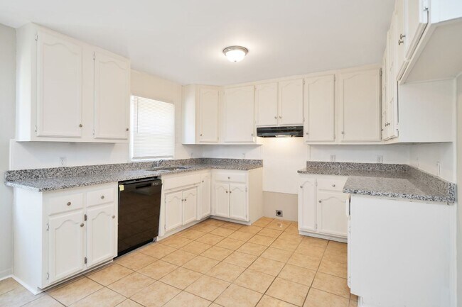 Building Photo - Move-In Ready 3BR/2BA Home in Graysville