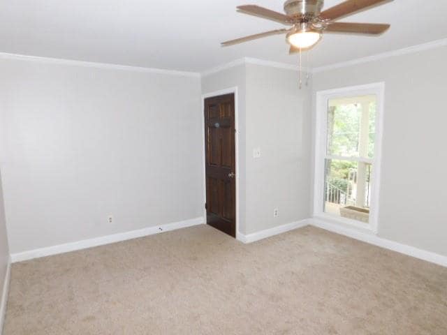 Building Photo - 4850 Lehigh Dr