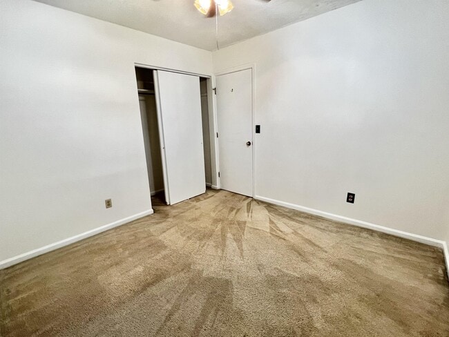 Building Photo - 954 Oyster Cove Rd