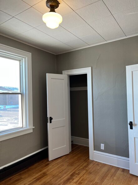 Building Photo - 415 E Saint Germain St