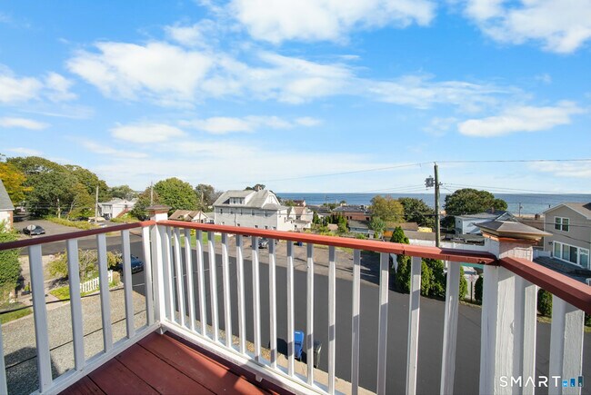 Building Photo - 60 Hawthorne St