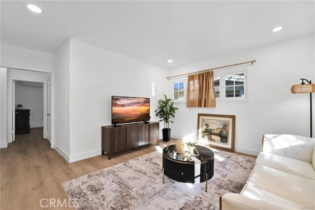 Building Photo - 1002 Hope St