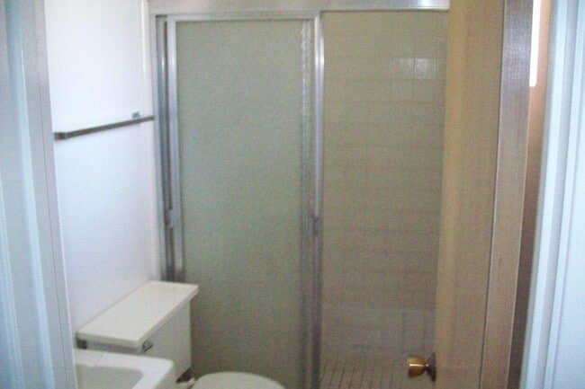 Building Photo - Spacious 3-Bedroom Home in Tempe
