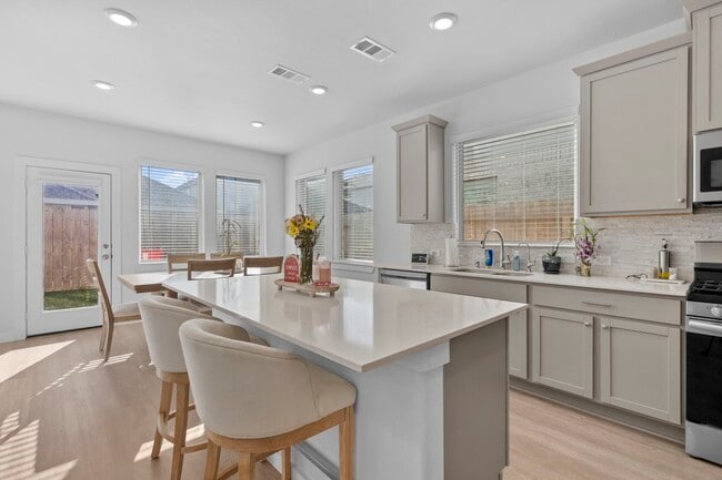 Building Photo - 17210 Pentland Hls Wy