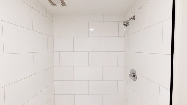 Building Photo - Herradura Villas-1020 (A&amp;B)
