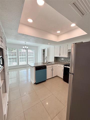 Building Photo - 1506 Hindsdale Dr
