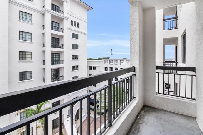 Building Photo - 233 S Federal Hwy