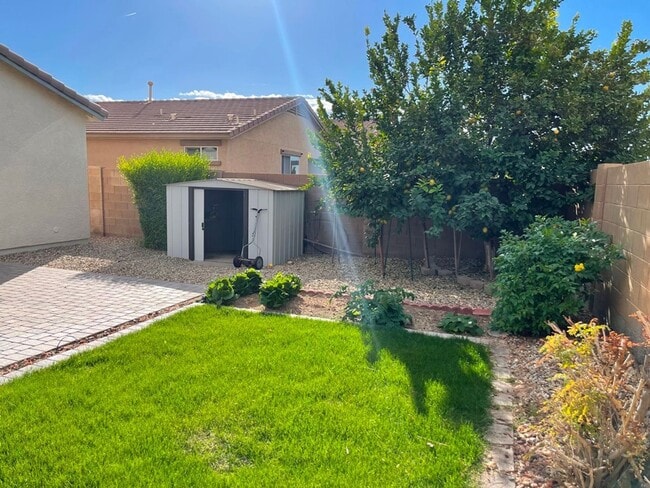 Building Photo - 230 N 174th Dr