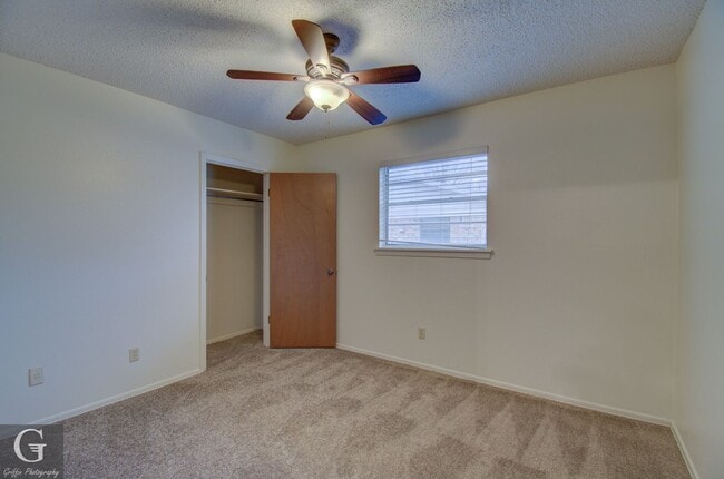 Building Photo - $500 Off 1st Month Special
