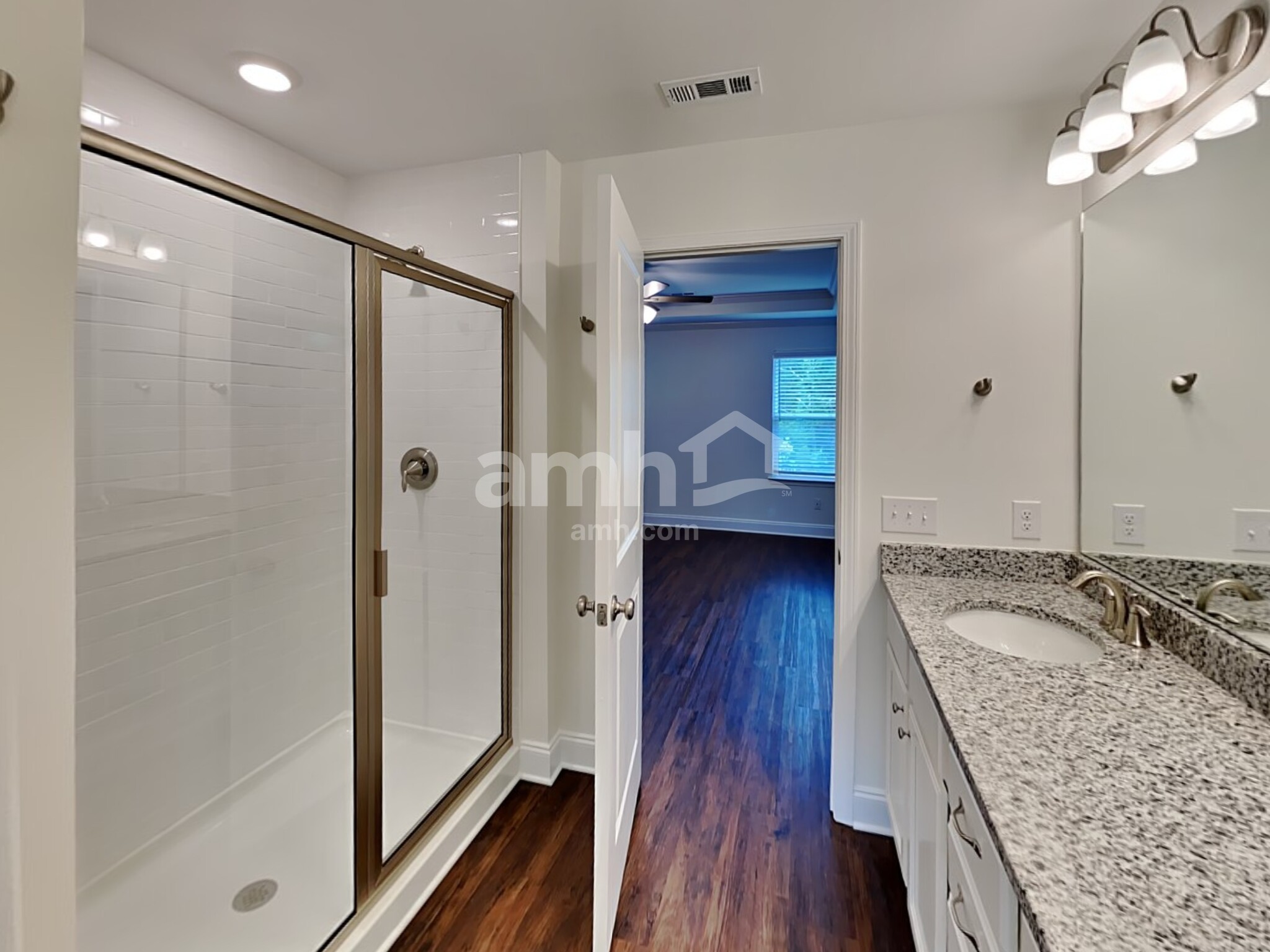 Building Photo - 5949 Hagar Vly Dr