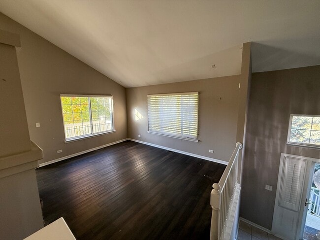 Building Photo - 1586 New Haven Dr