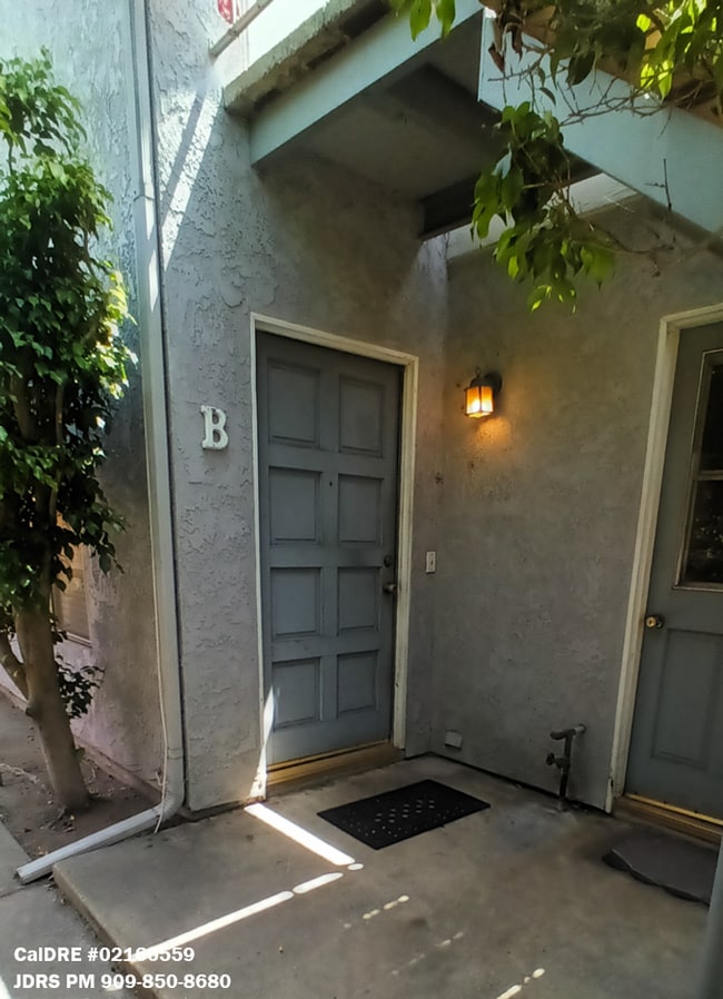 Primary Photo - Arcadia 2 Bedroom Townhouse