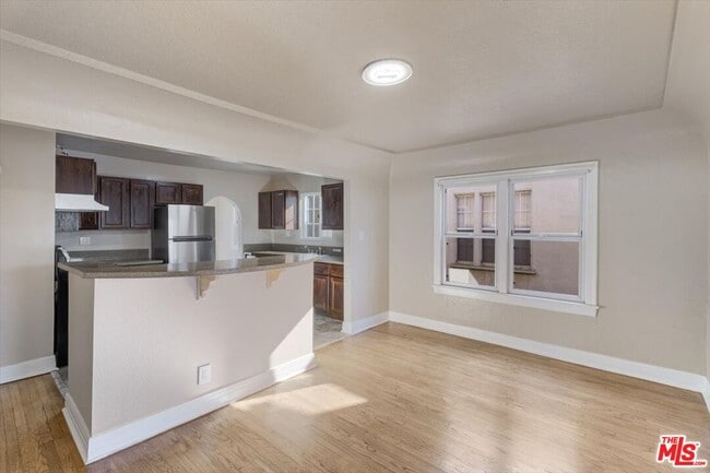 Building Photo - 7818 Dalton Ave