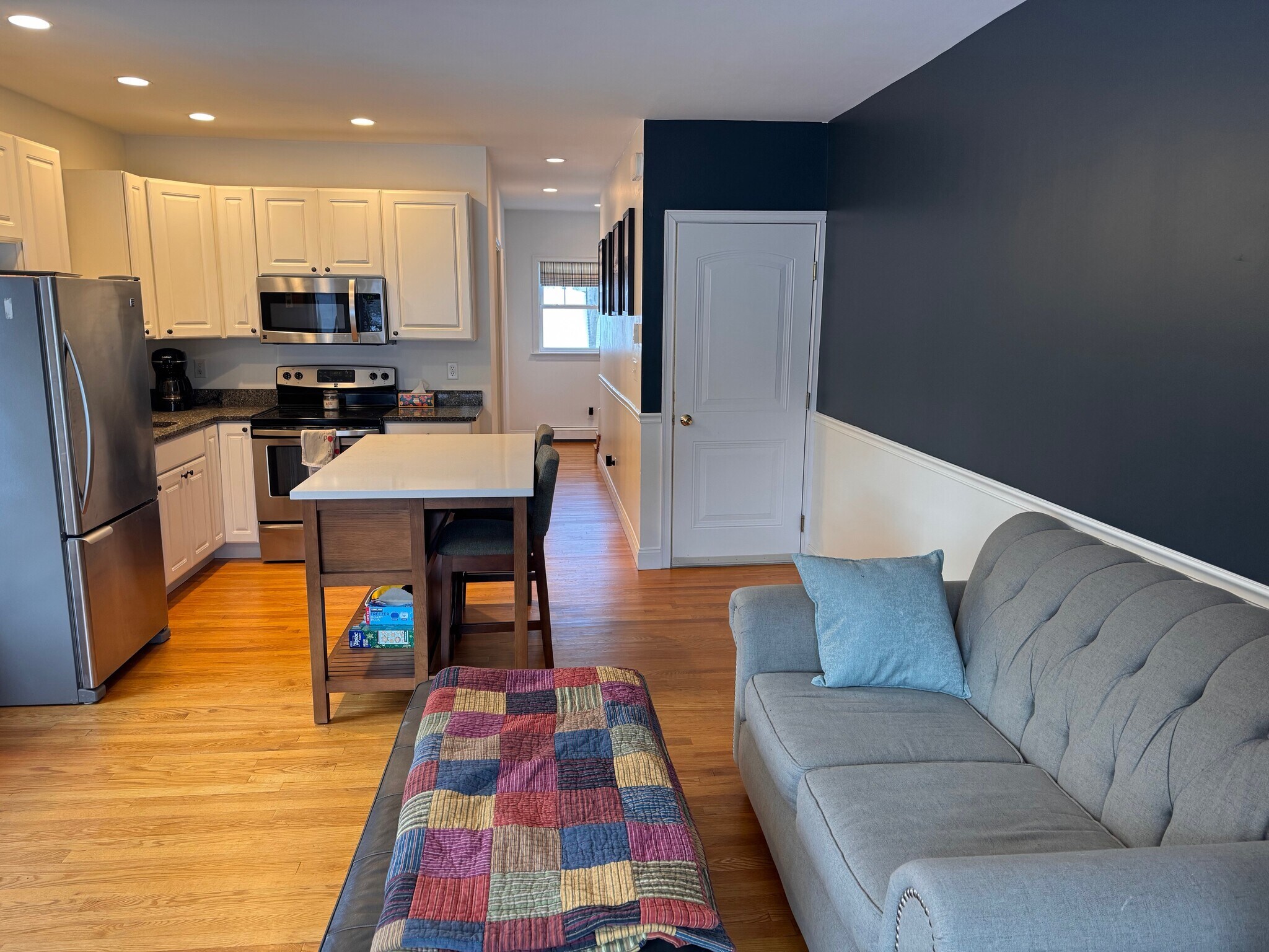 Building Photo - 4 Stimson St