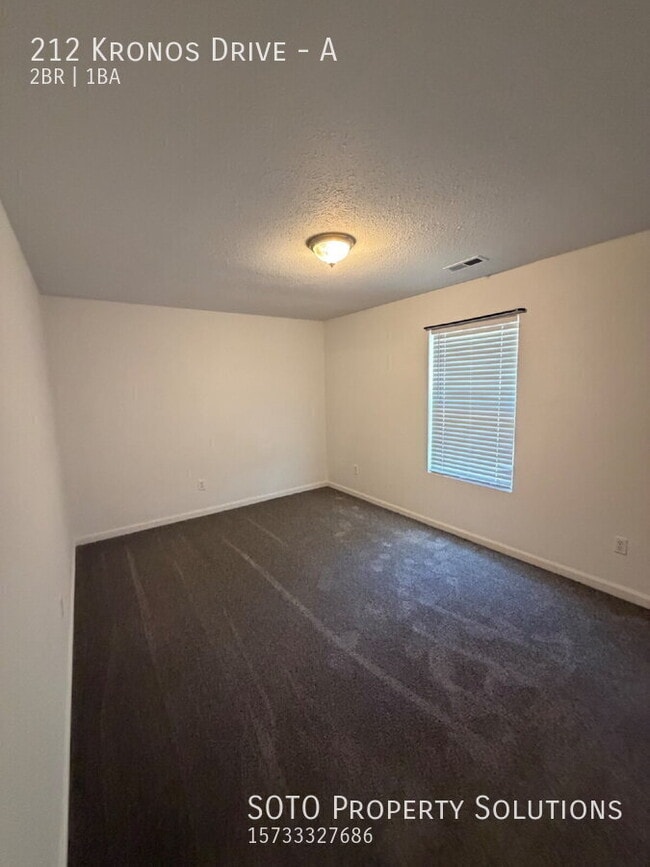 Building Photo - 212 Kronos Dr
