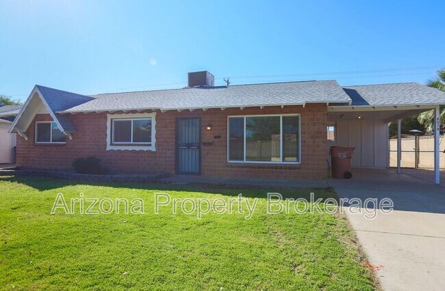 Building Photo - 8513 E Mariposa Dr