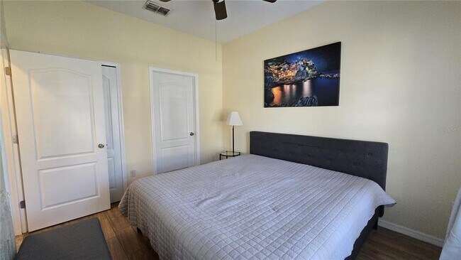 Building Photo - 4085 Shadetree Ln