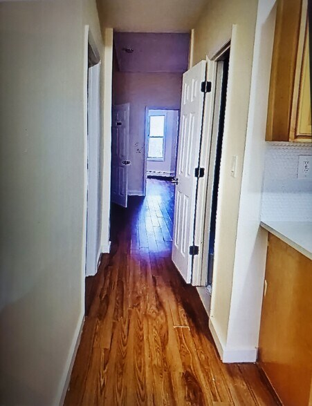 Building Photo - 133 Winter Ave