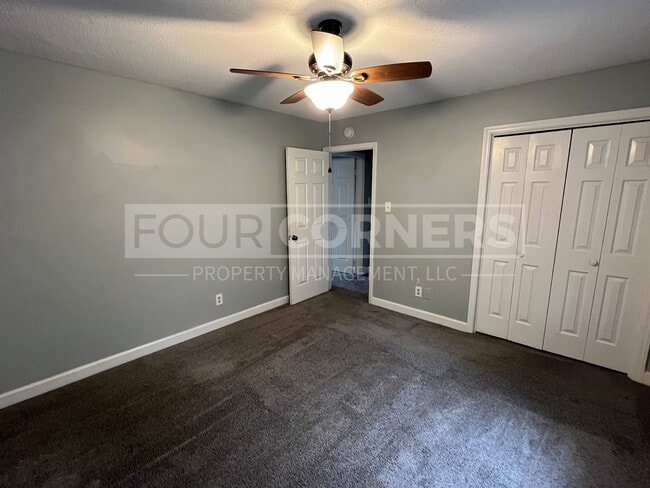 Building Photo - Charming 4-bedroom 2.5 bath home