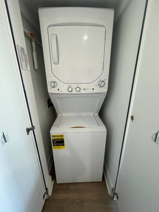 Building Photo - 2901 Indiana St