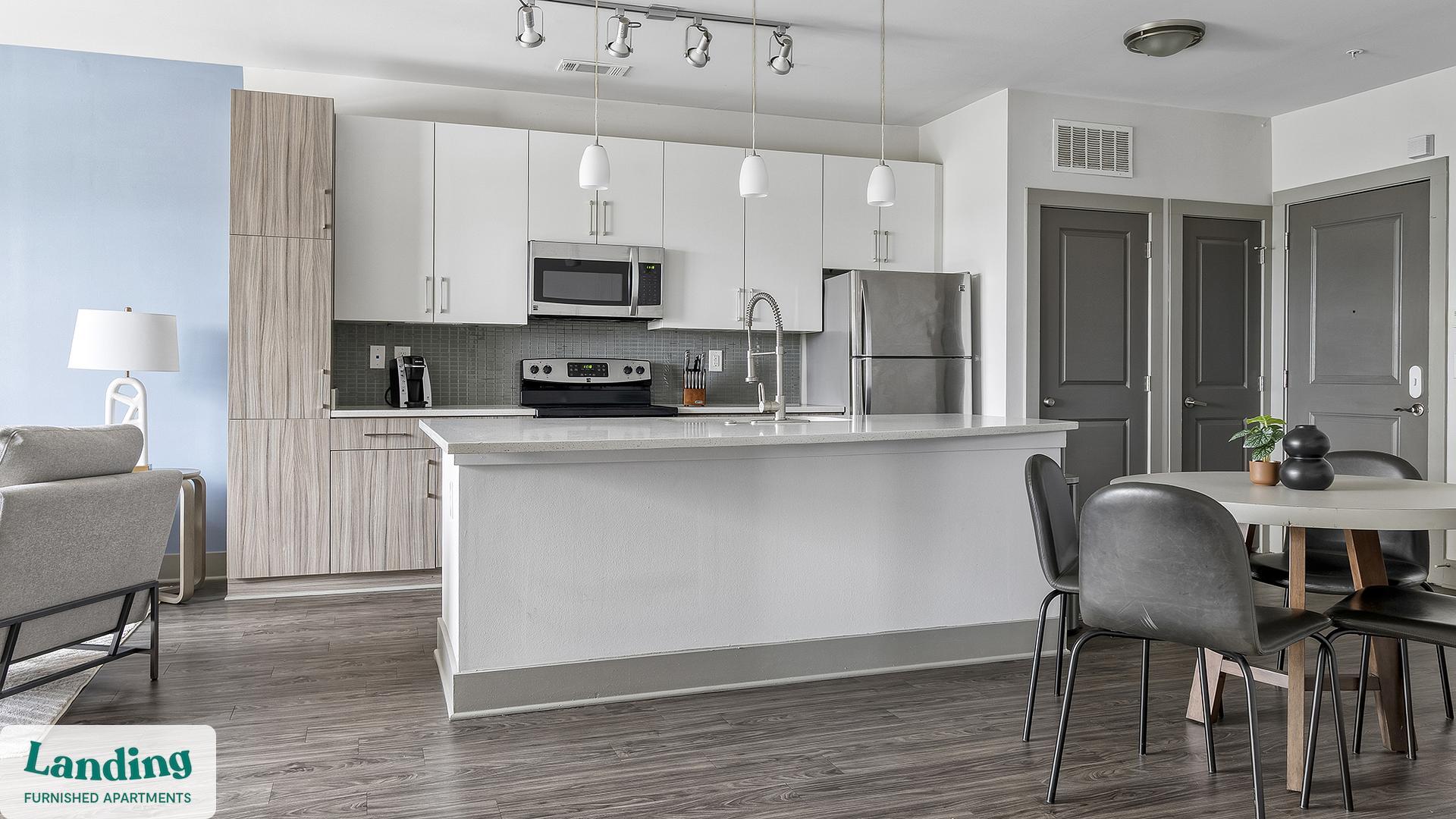 Building Photo - 930 Howell Mill Rd NW