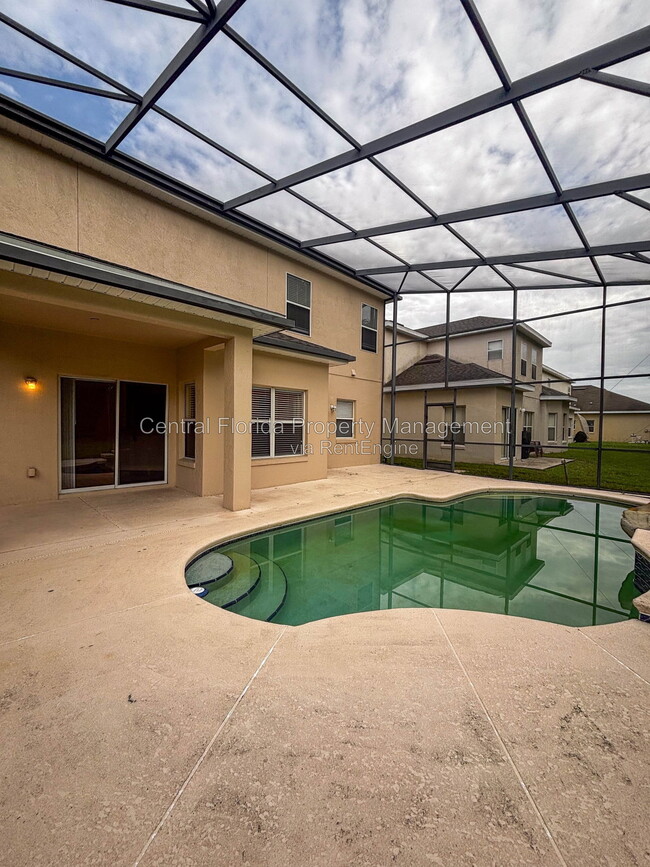 Building Photo - 10632 Cypress Trail Dr
