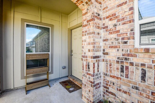 Building Photo - 6421 Innsbruck Meadows Ln