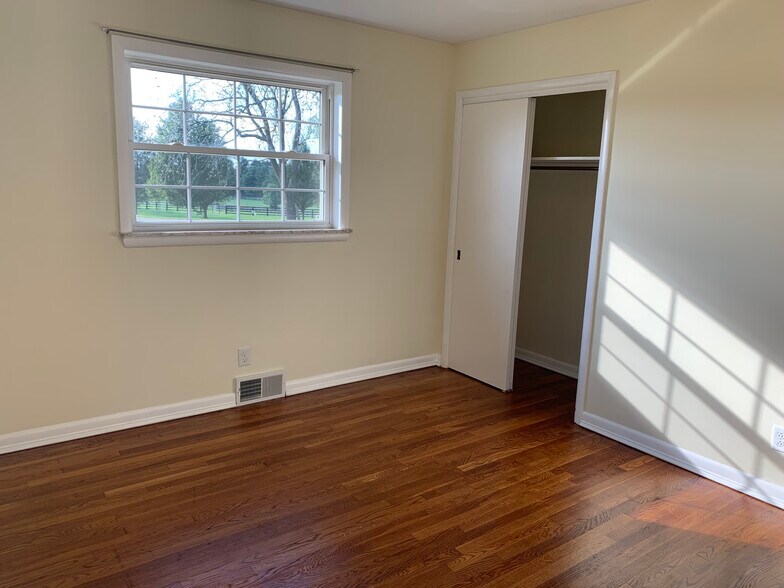 Building Photo - 2900 Newtown Pike