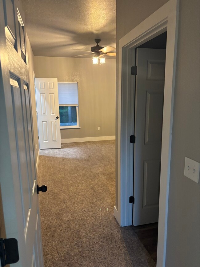 Building Photo - 277 Seamarge Ln