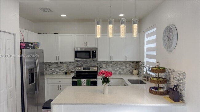 Building Photo - 3318 W 106th Terrace