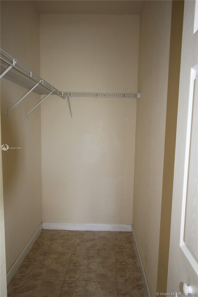 Building Photo - 9435 SW 170th Path