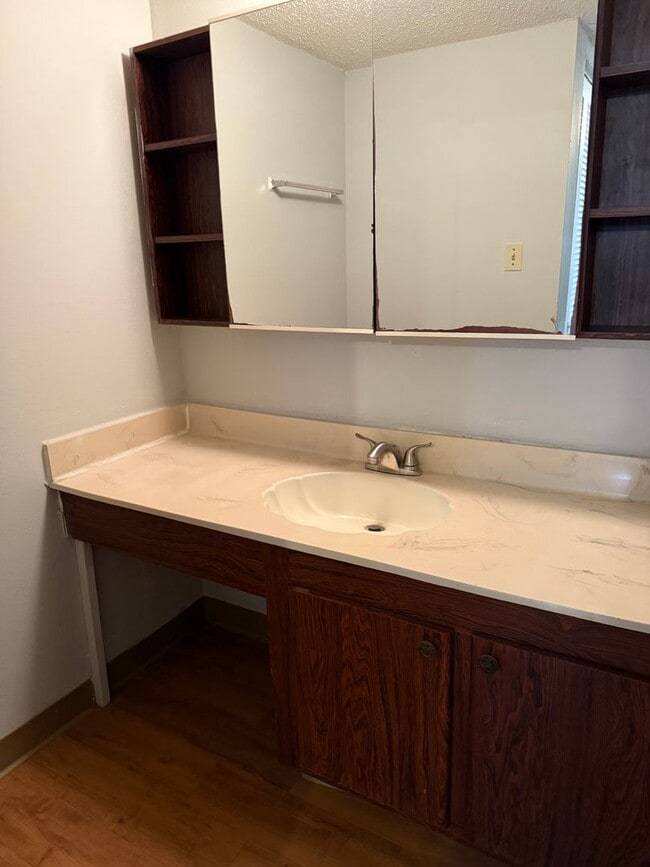 Building Photo - LEASE NOW AND ENJOY 50% OFF 2ND MONTH! Loc...
