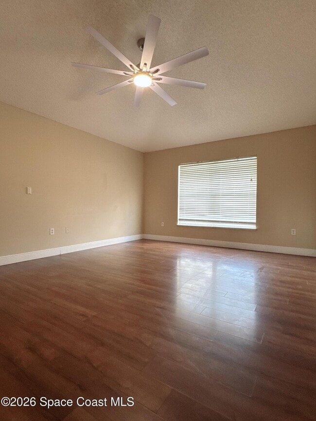 Building Photo - 1718 Sawgrass Dr SW