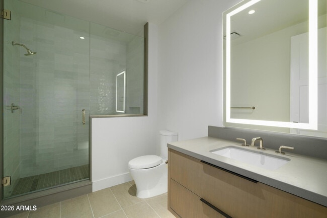 Building Photo - 4849 N Camelback Rdg Dr