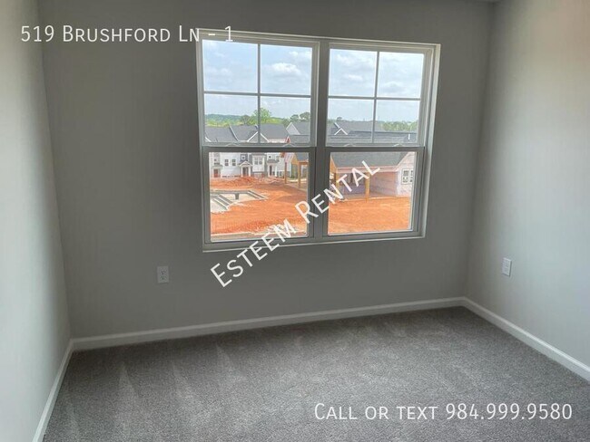 Building Photo - 519 Brushford Ln