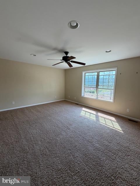 Building Photo - 688 Stoverdale Rd