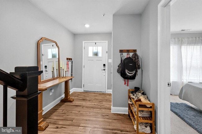 Building Photo - 7564 Warburg Way