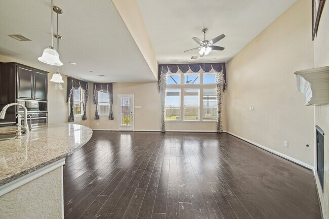 Building Photo - 15223 Paxton Landing Ln